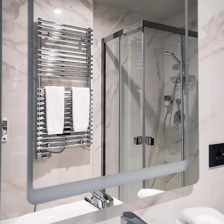 Luxury Santo Stefano 3*