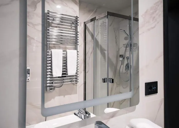 Luxury Santo Stefano 3*